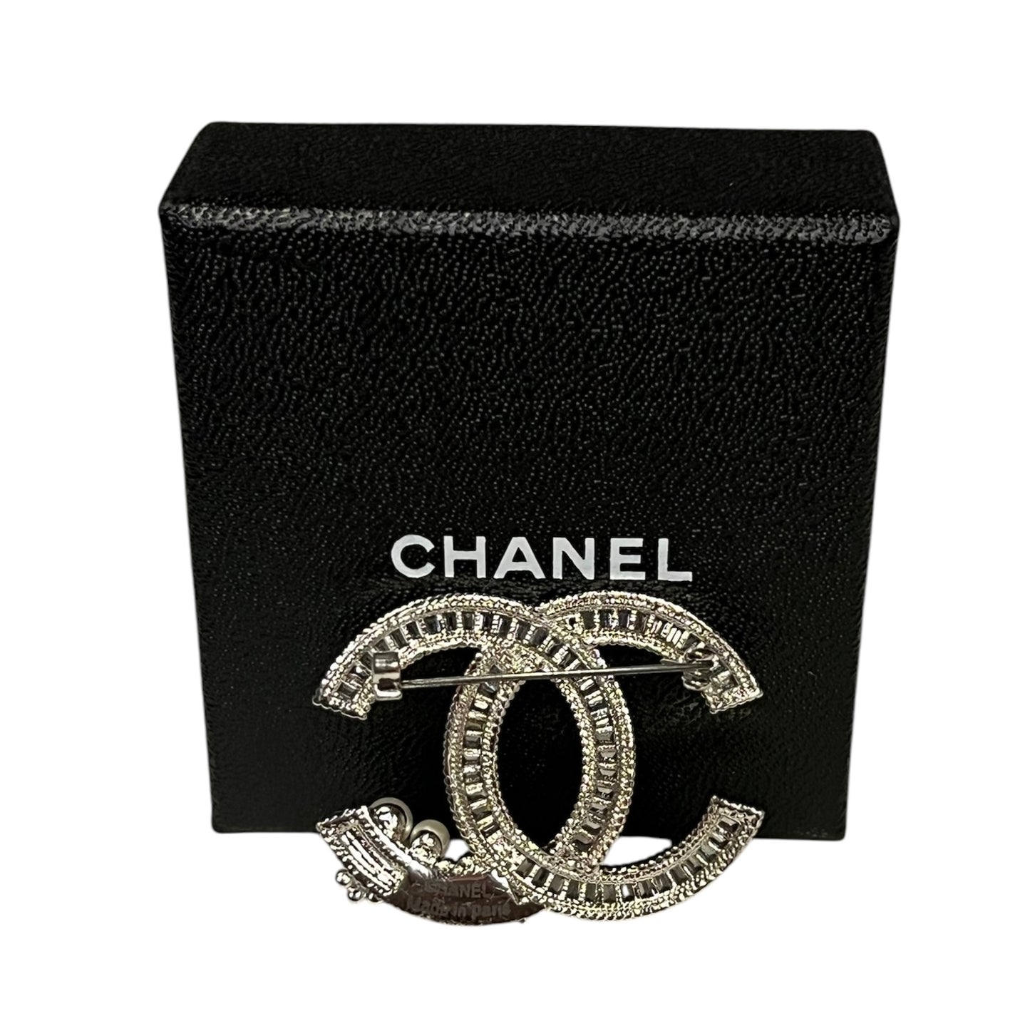 CHANEL Strass Baguette + Pearl CC Brooch
