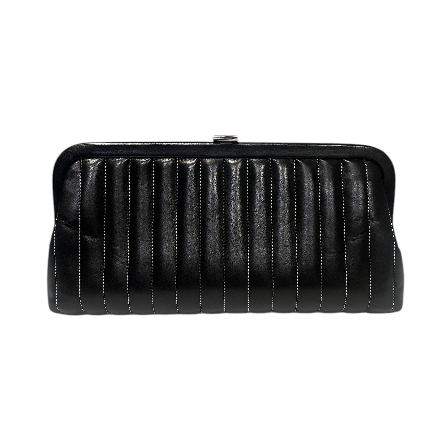 CHANEL Mademoiselle Ligne Clutch