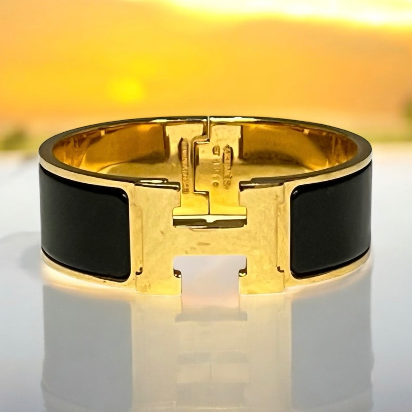 HERMES Clic Clac H Bracelet in Black | Size Small