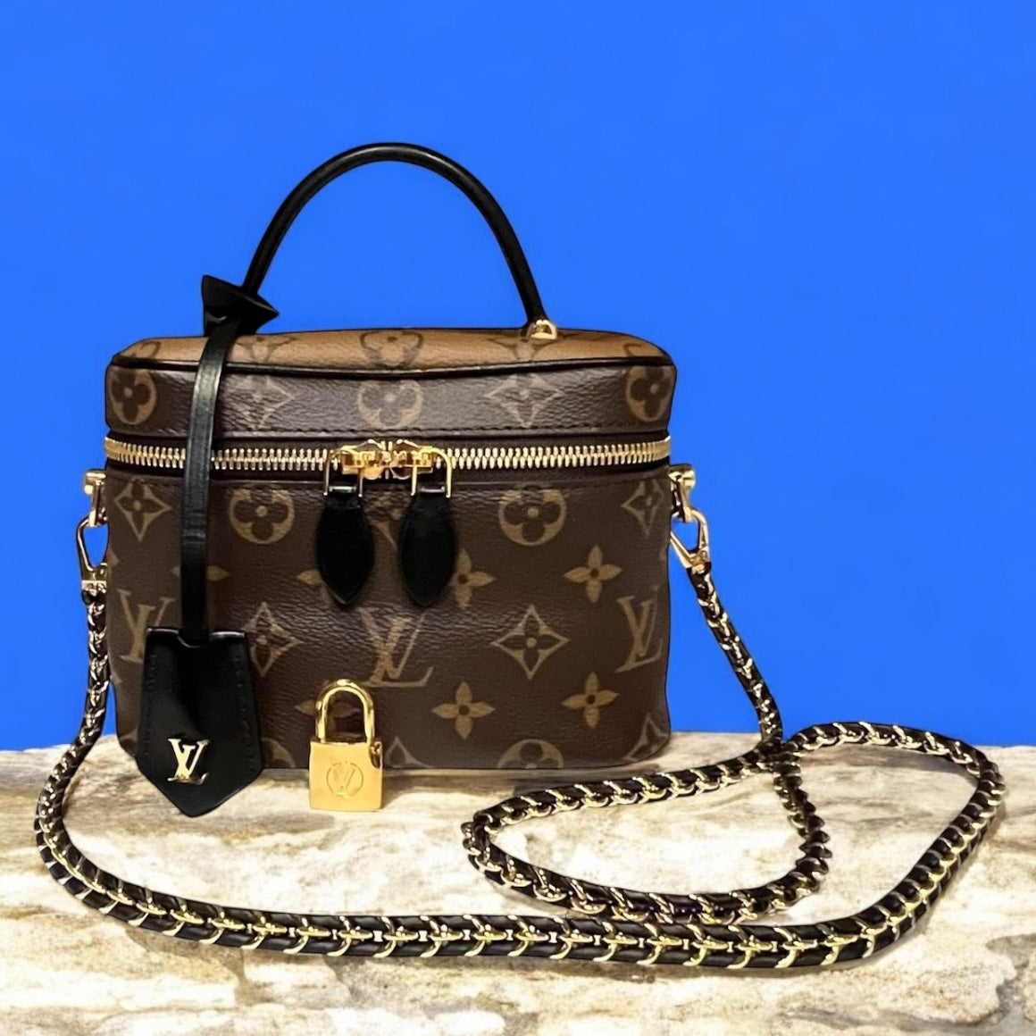 LOUIS VUITTON Vanity Chain Pouch