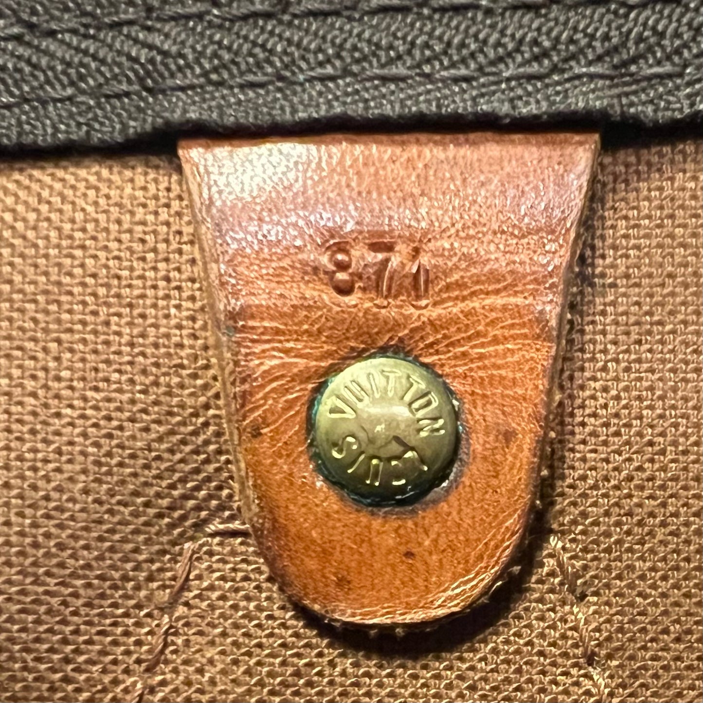 LOUIS VUITTON Speedy Handbag Monogram Canvas 30