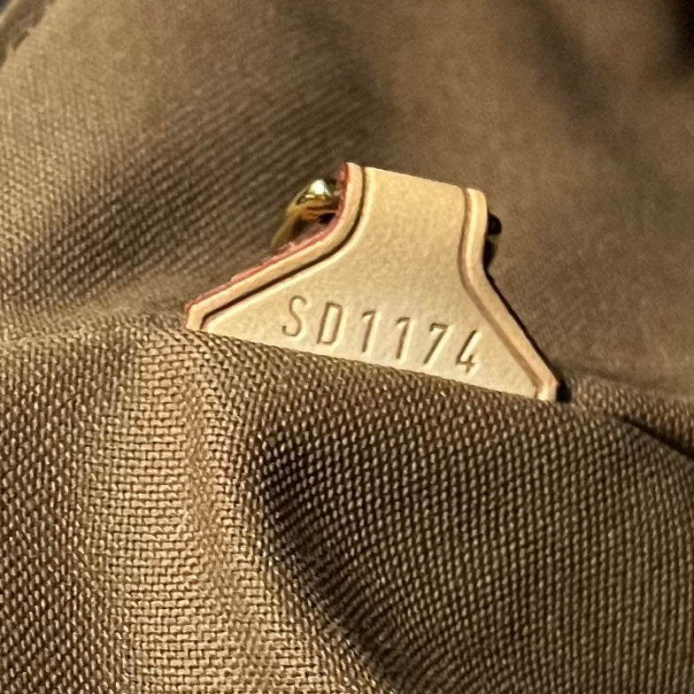 LOUIS VUITTON Tivoli GM