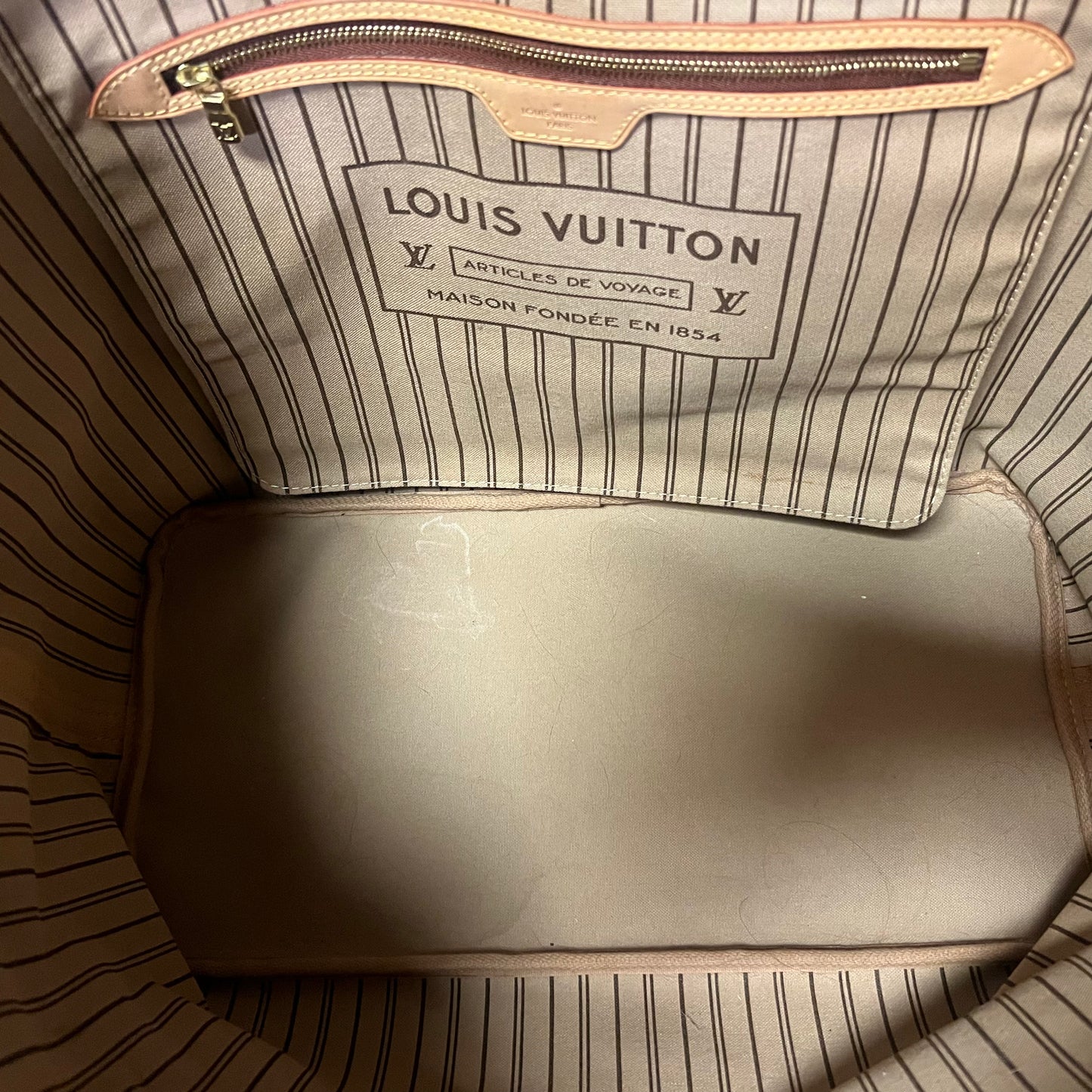 LOUIS VUITTON Neverfull GM