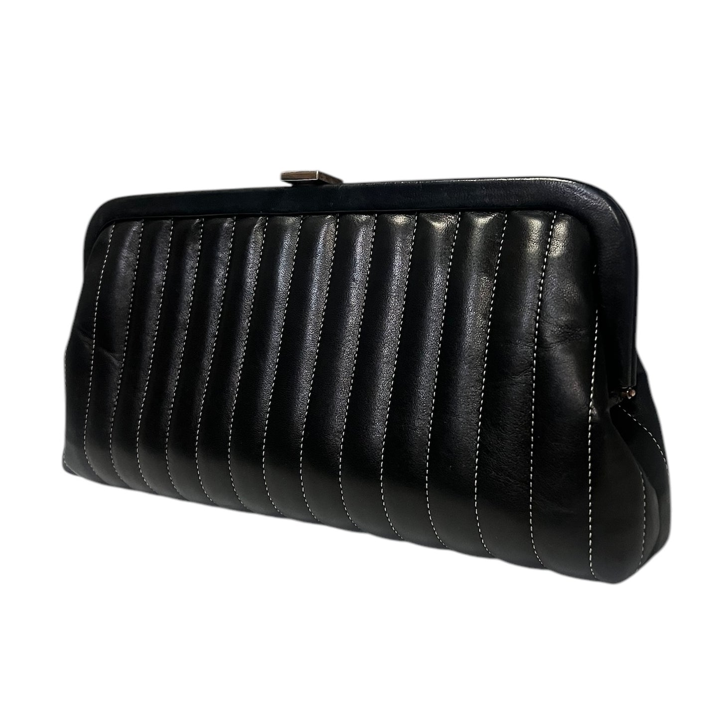 CHANEL Mademoiselle Ligne Clutch