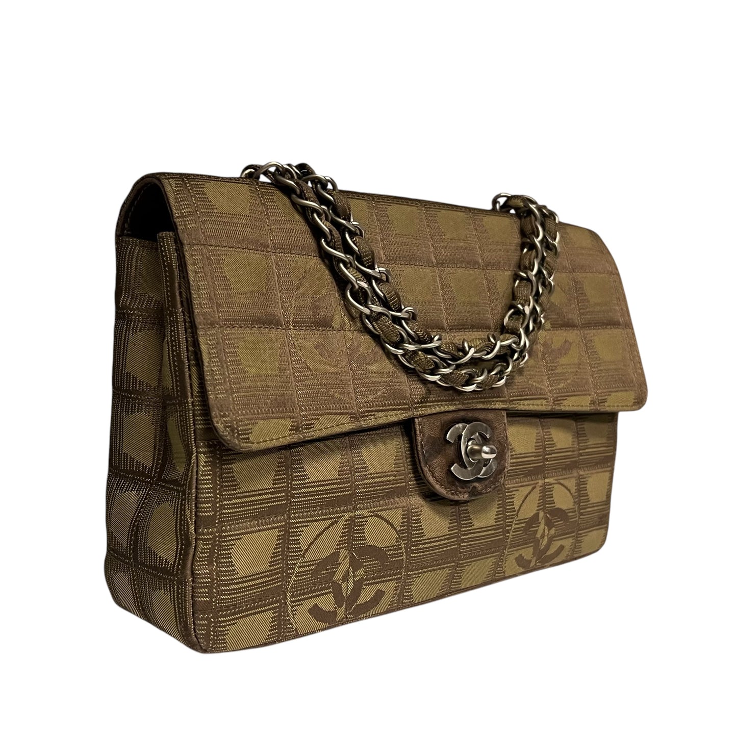CHANEL Chocolate Bar Flap Bag