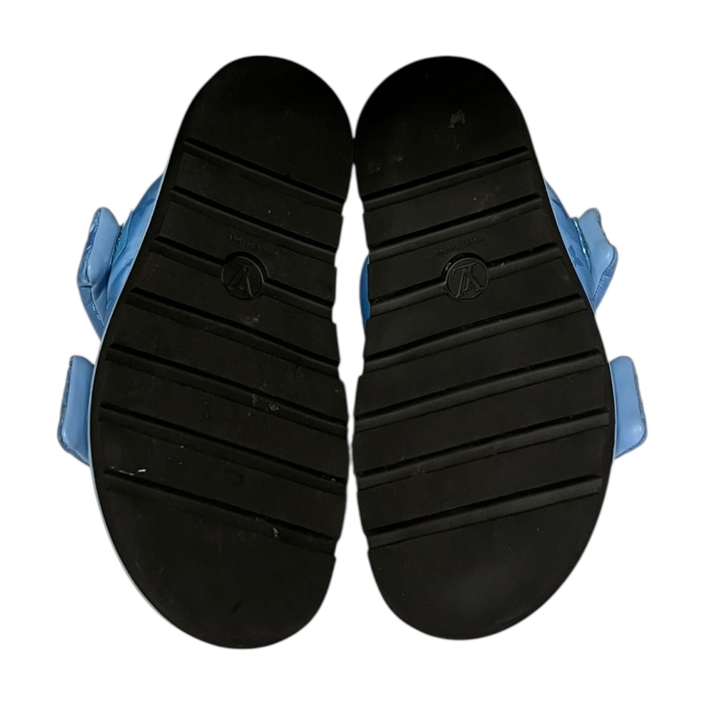 LOUIS VUITTON Pool Cushion Comfort Mule in Blue | 41
