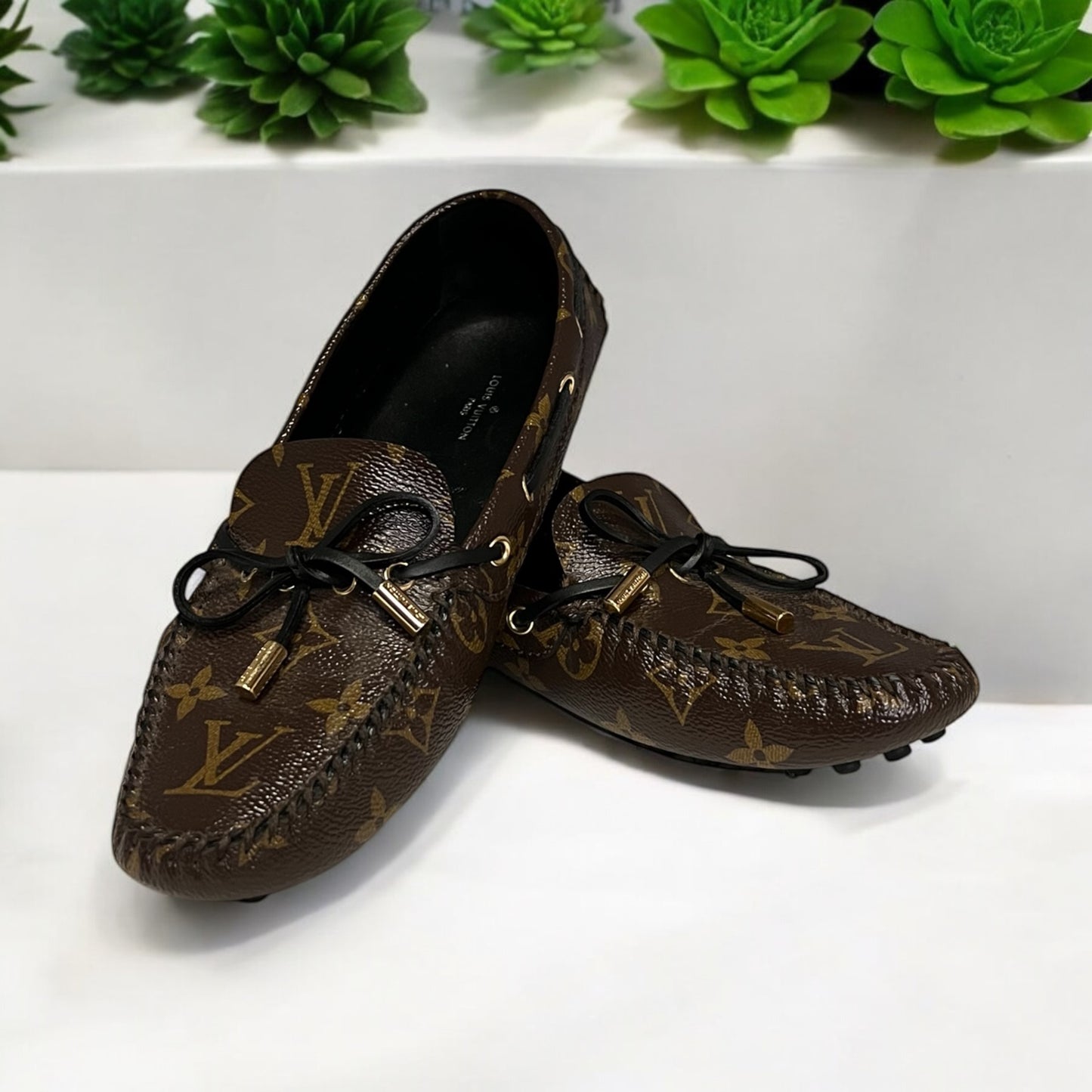 LOUIS VUITTON LV Gloria Moccasins | 37.5