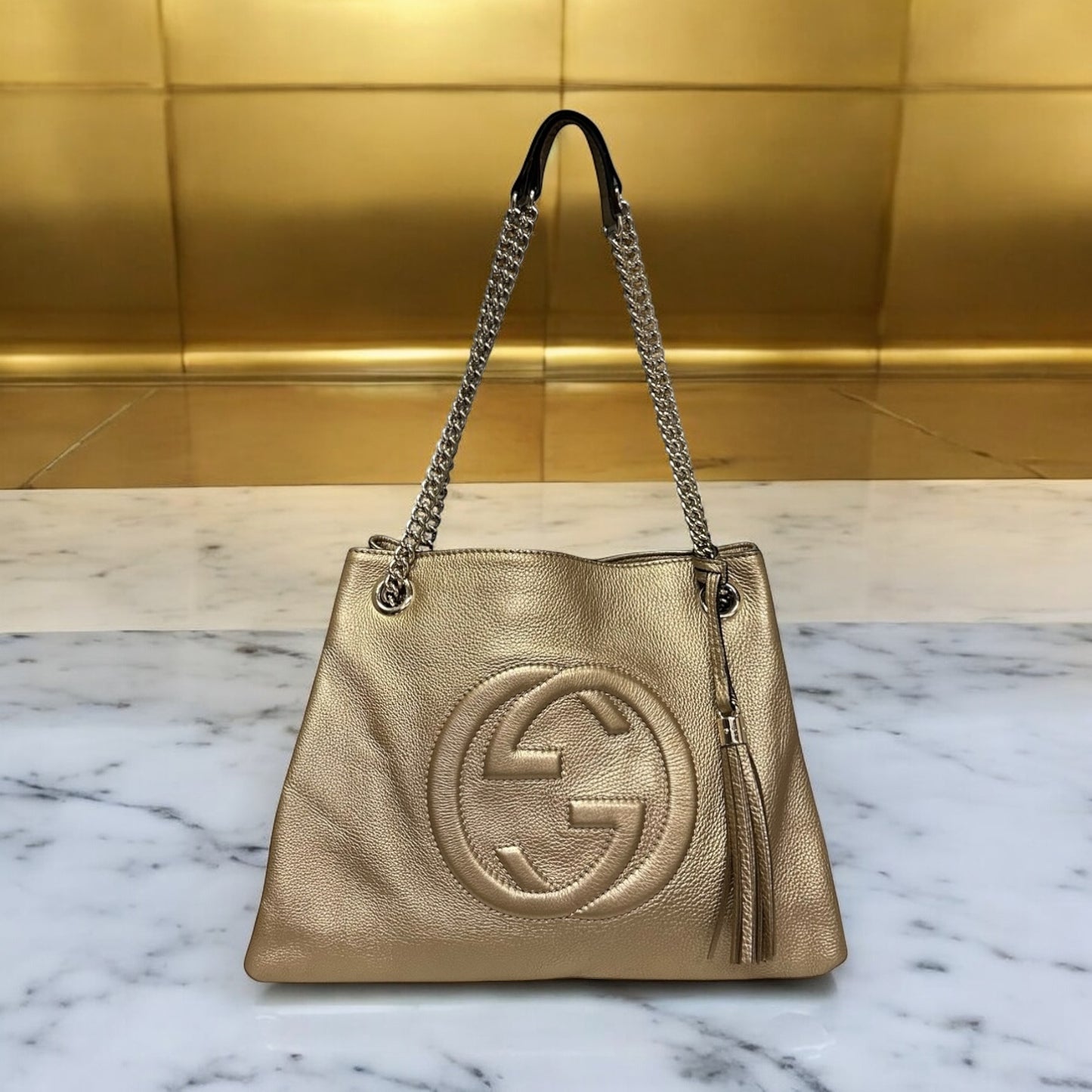 GUCCI Soho Shoulder Bag in Gold