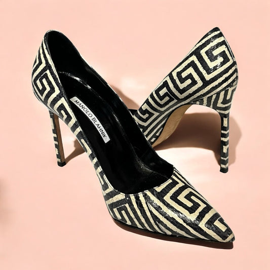 MANOLO BLAHNIK Greek Key Snake Pumps | 38