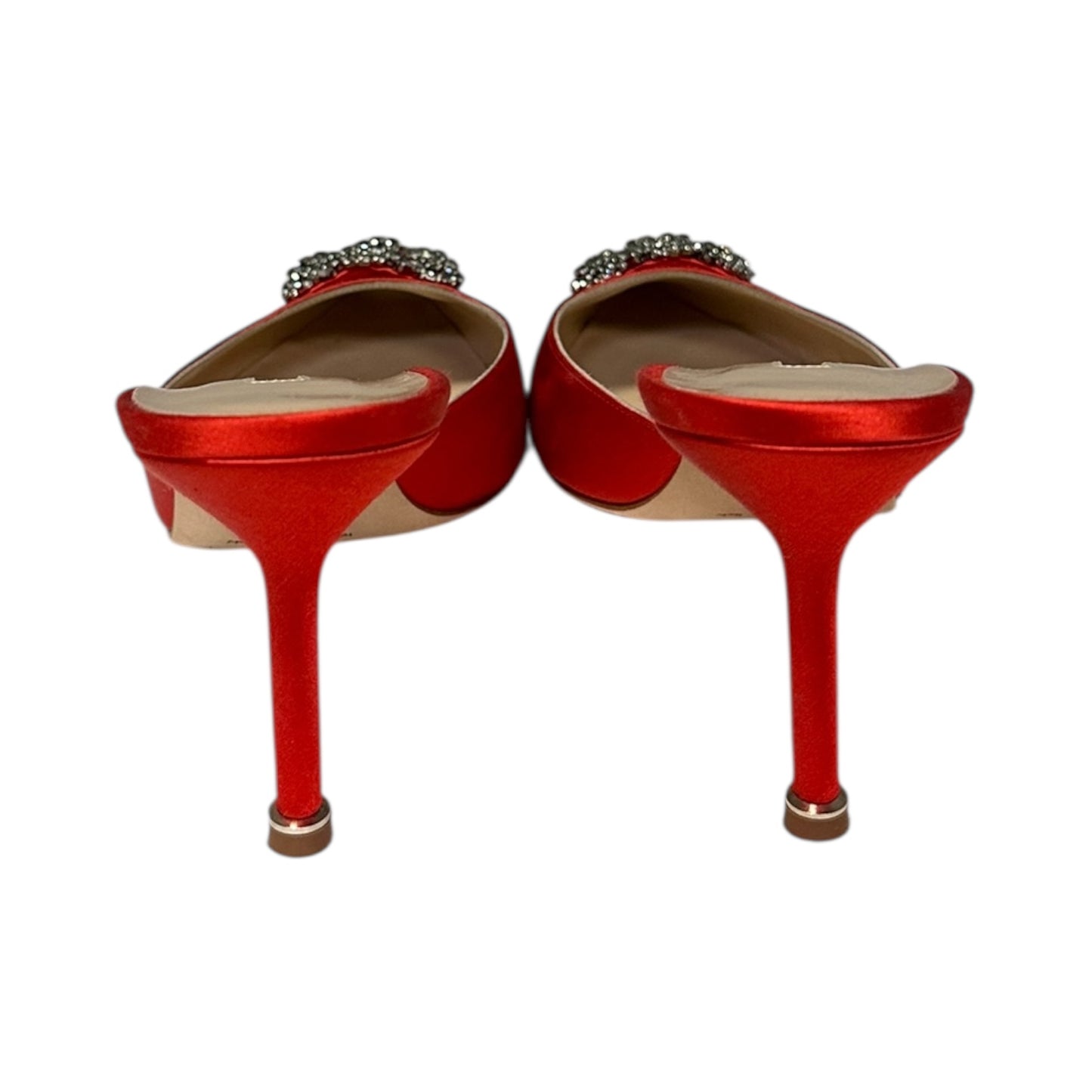 MANOLO BLAHNIK Hangisi Mules in Fire Coral | 41