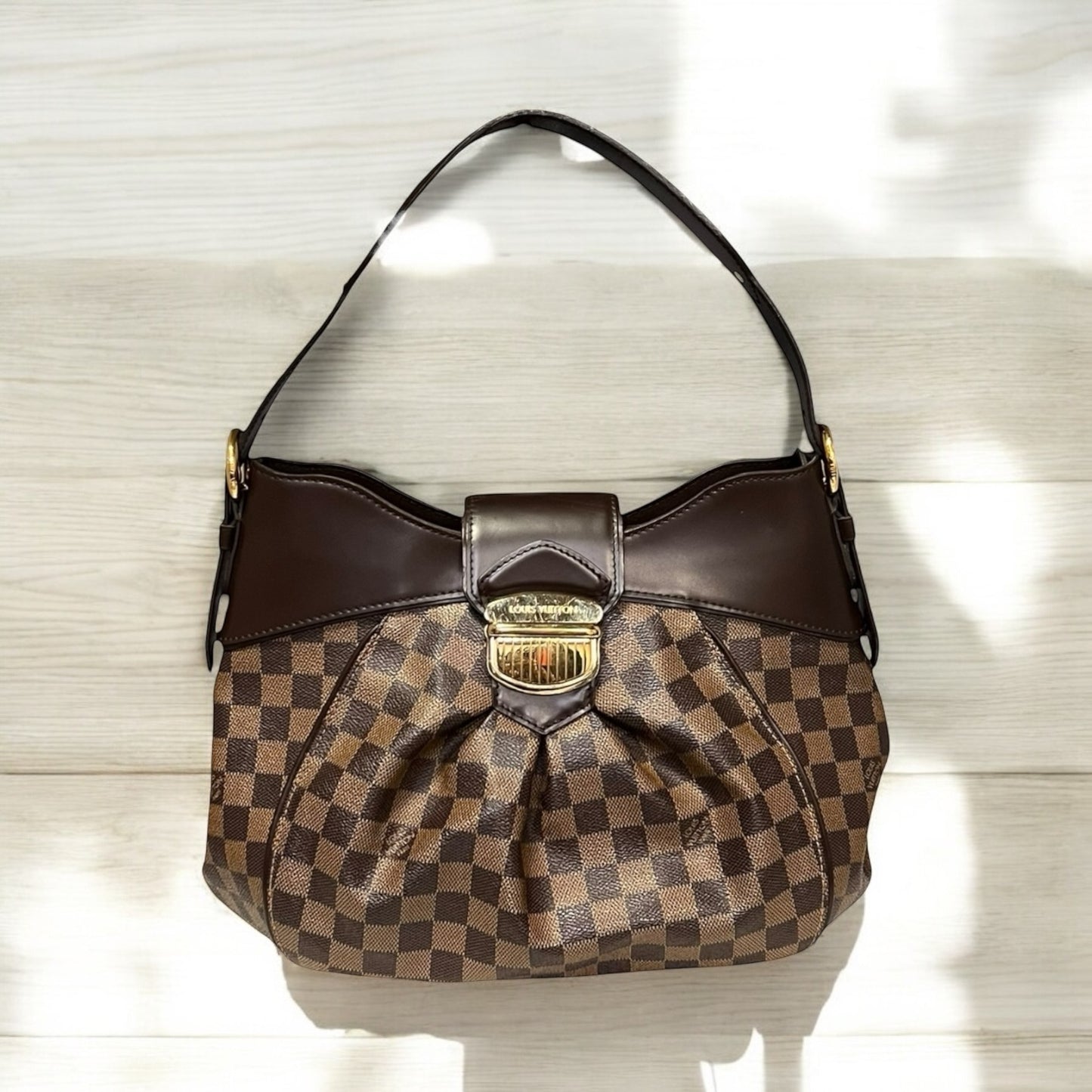 LOUIS VUITTON Sistina MM in Damier Ebene Canvas