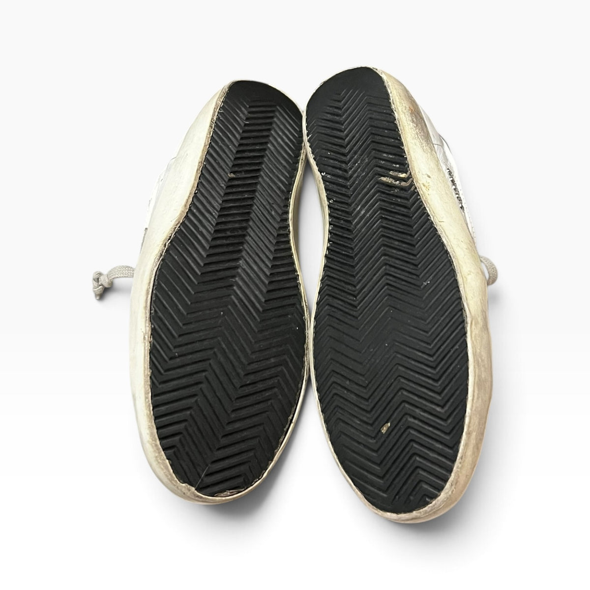 GOLDEN GOOSE SuperStar Sneakers in White & Gold | 39