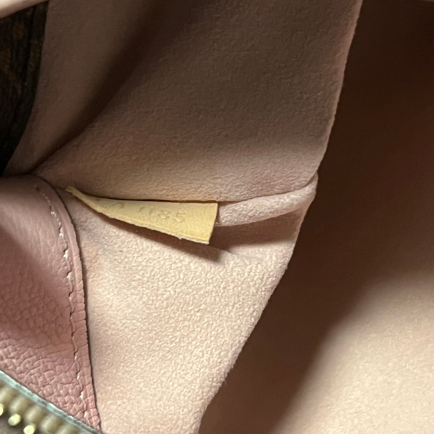 LOUIS VUITTON Pallas Tote in Rose Ballerine