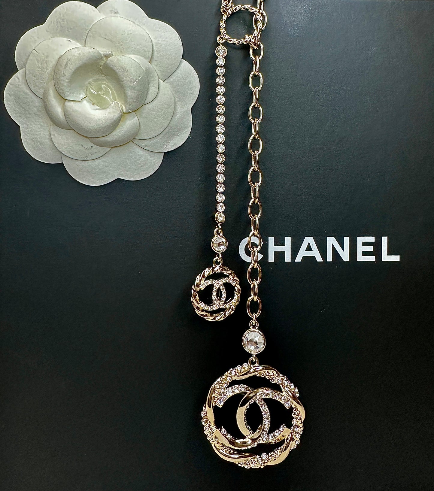 CHANEL Strass CC Chain Necklace & Belt