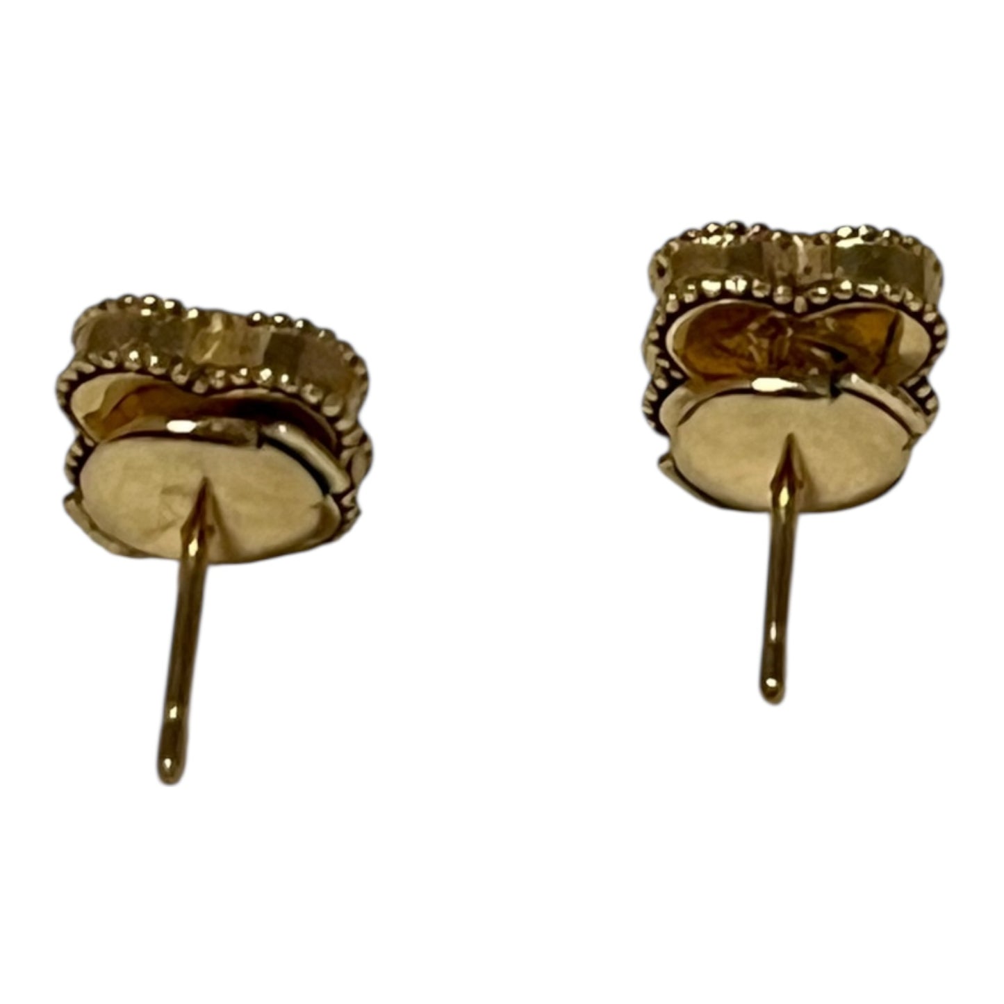 VAN CLEEF & ARPELS Sweet Alhambra Earstuds in Mother of Pearl