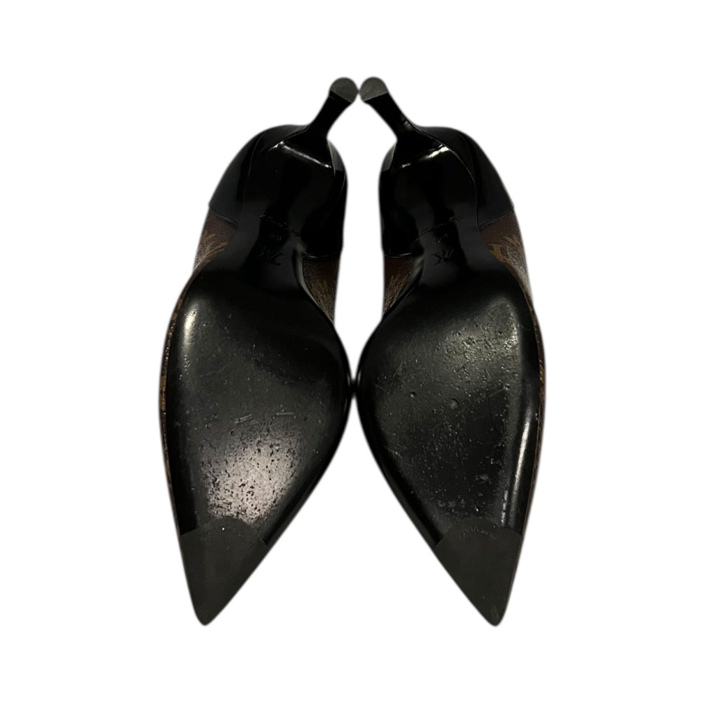 LOUIS VUITTON Cherie Monogram Pumps | 38