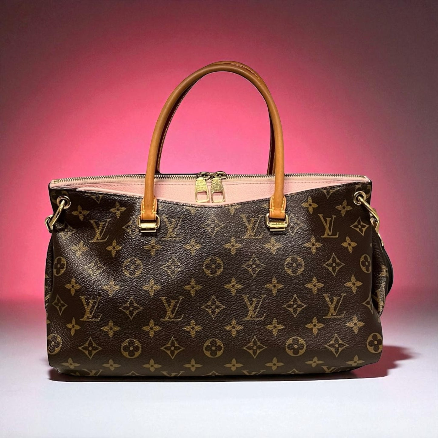 LOUIS VUITTON Pallas Tote in Rose Ballerine