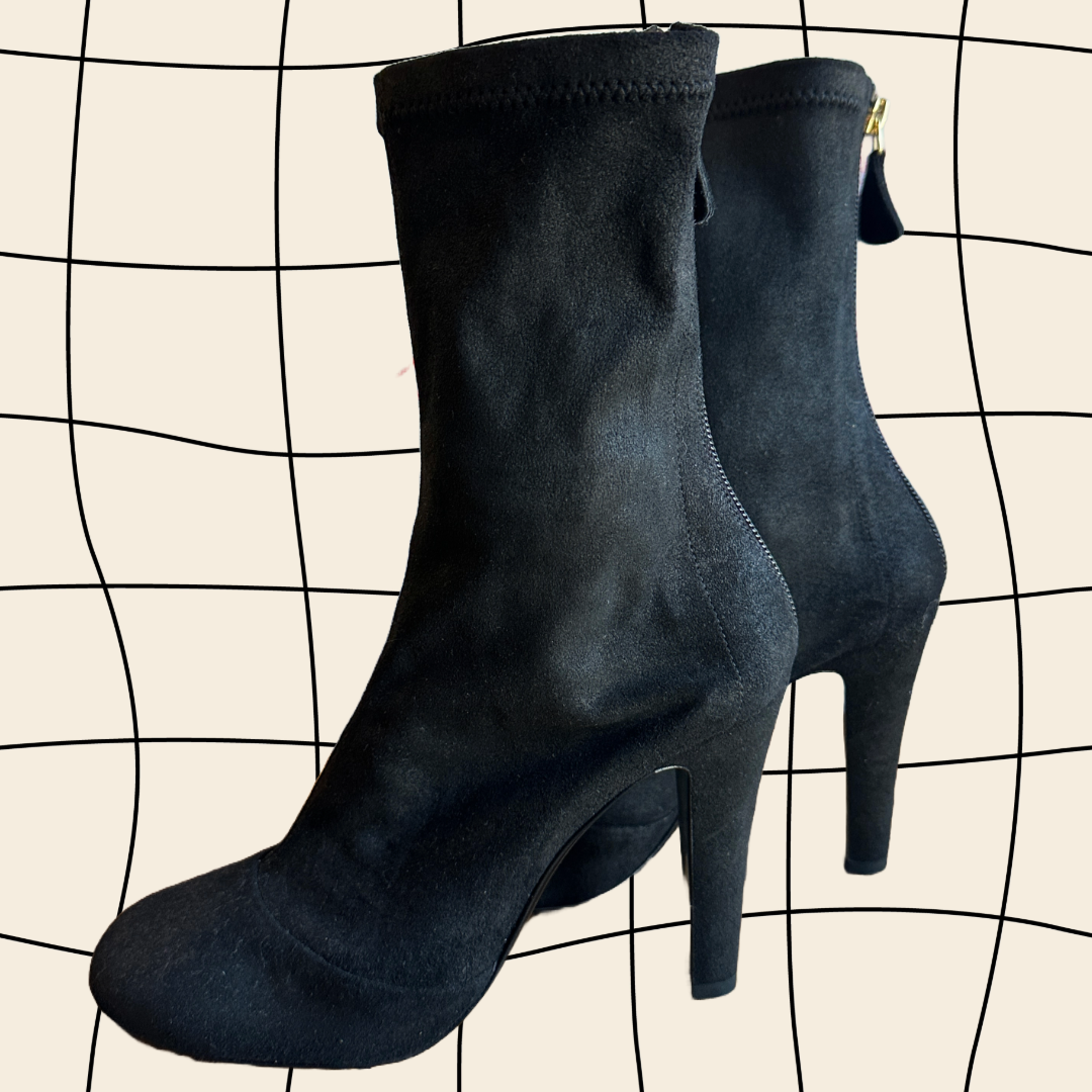 CHANEL Black Stretch Lambskin Ankle Boots (15A Collection) | Size 37