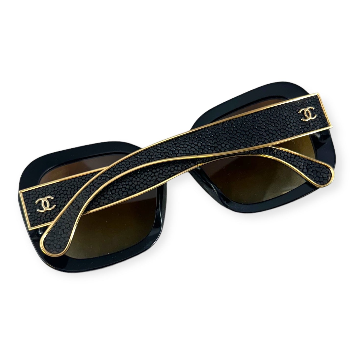 CHANEL Stingray Sunglasses in Black