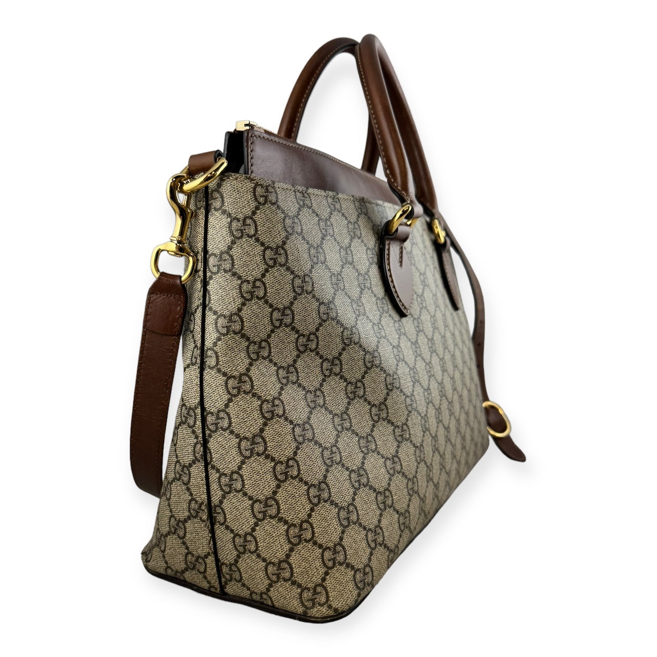 GUCCI GG Supreme Tote in Brown