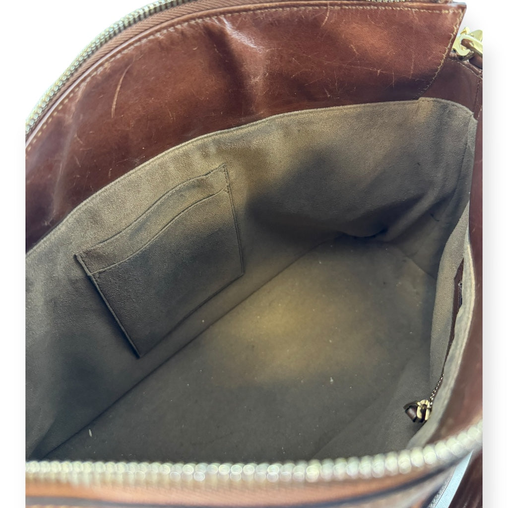 GUCCI GG Supreme Tote in Brown