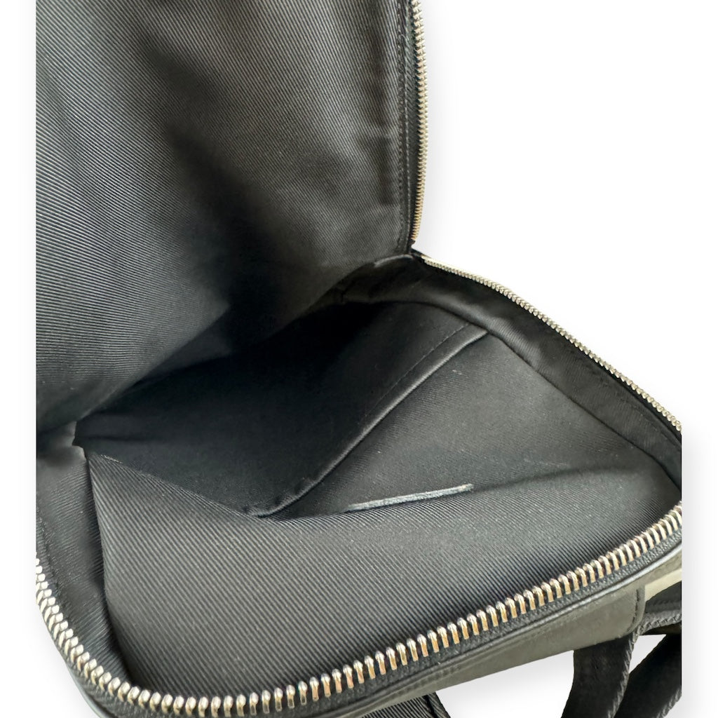 LOUIS VUITTON Avenue Sling Bag Damier Infini