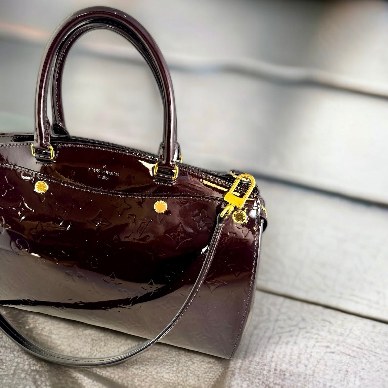 LOUIS VUITTON Amarante Vernis Brea MM NM Handbag