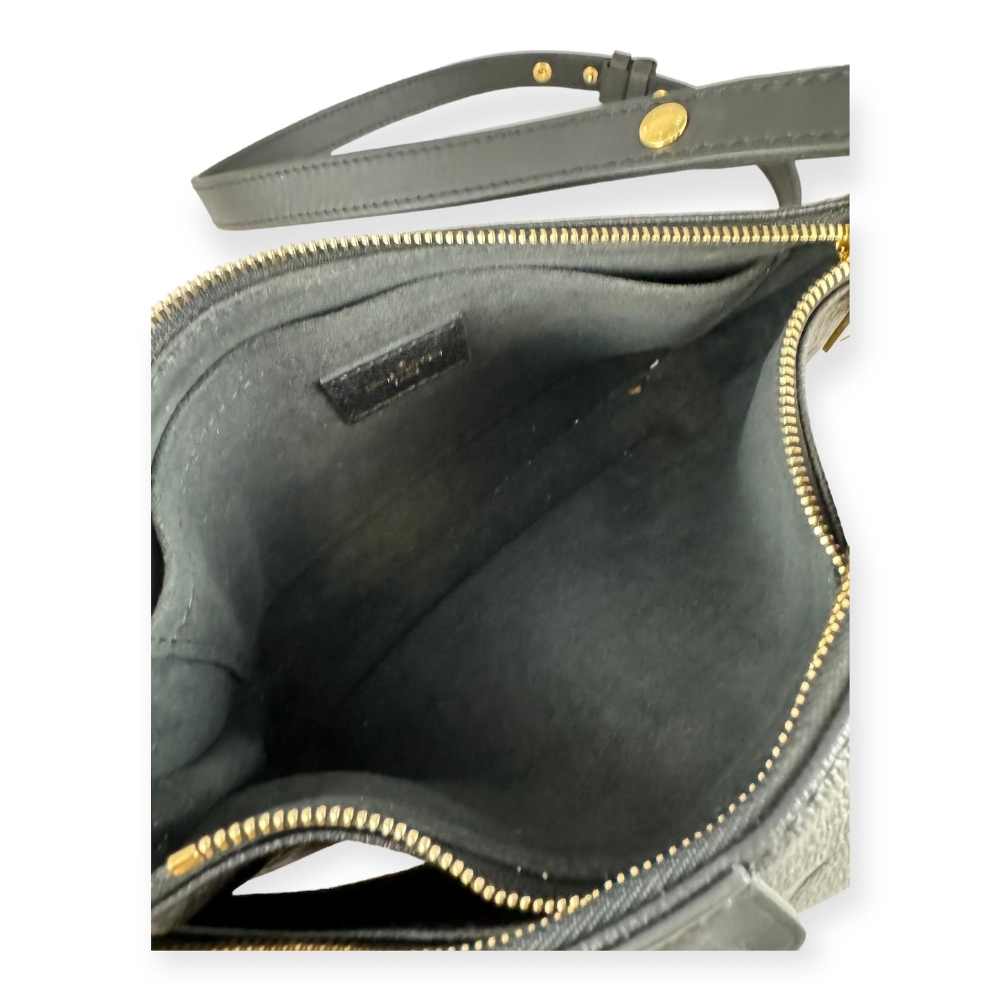 LOUIS VUITTON Multi Pochette Accessoires in Black