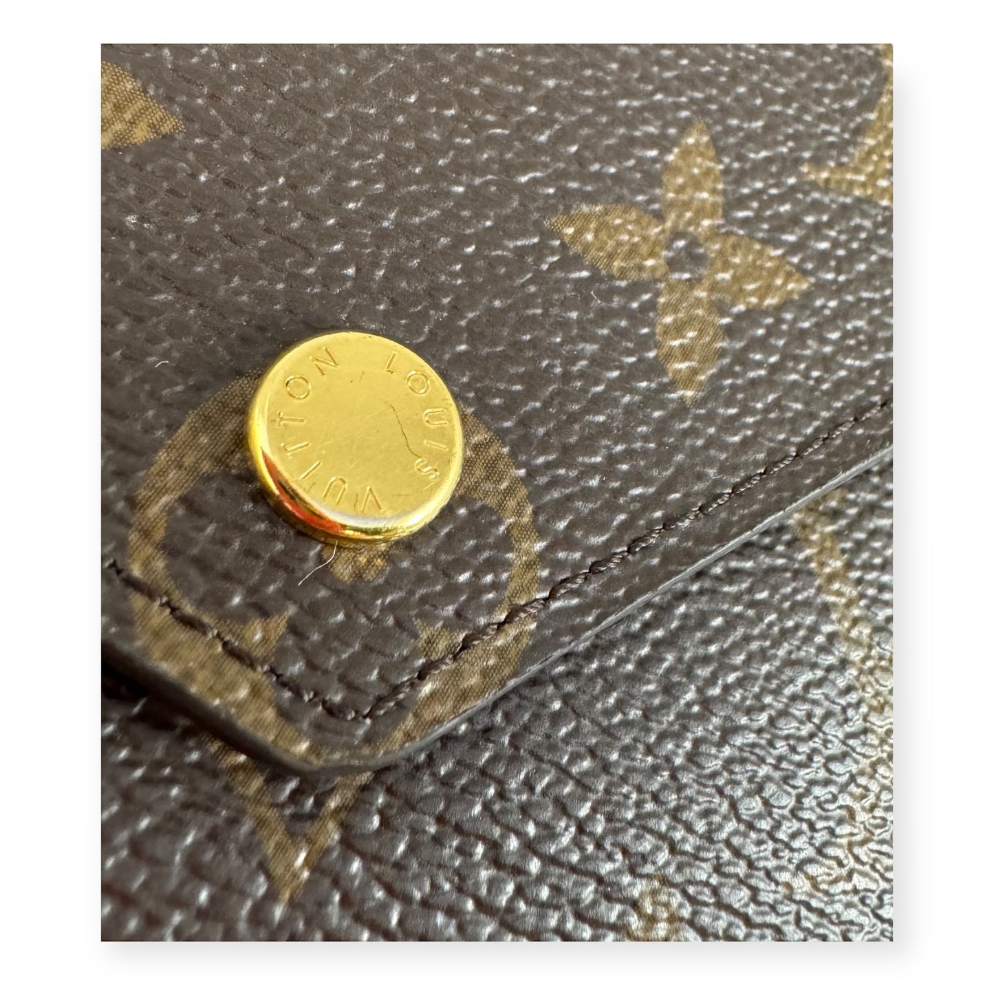 LOUIS VUITTON Monogram Victorine Compact Wallet