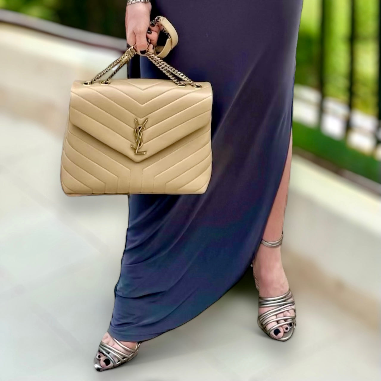 SAINT LAURENT Loulou Medium Bag in Nude