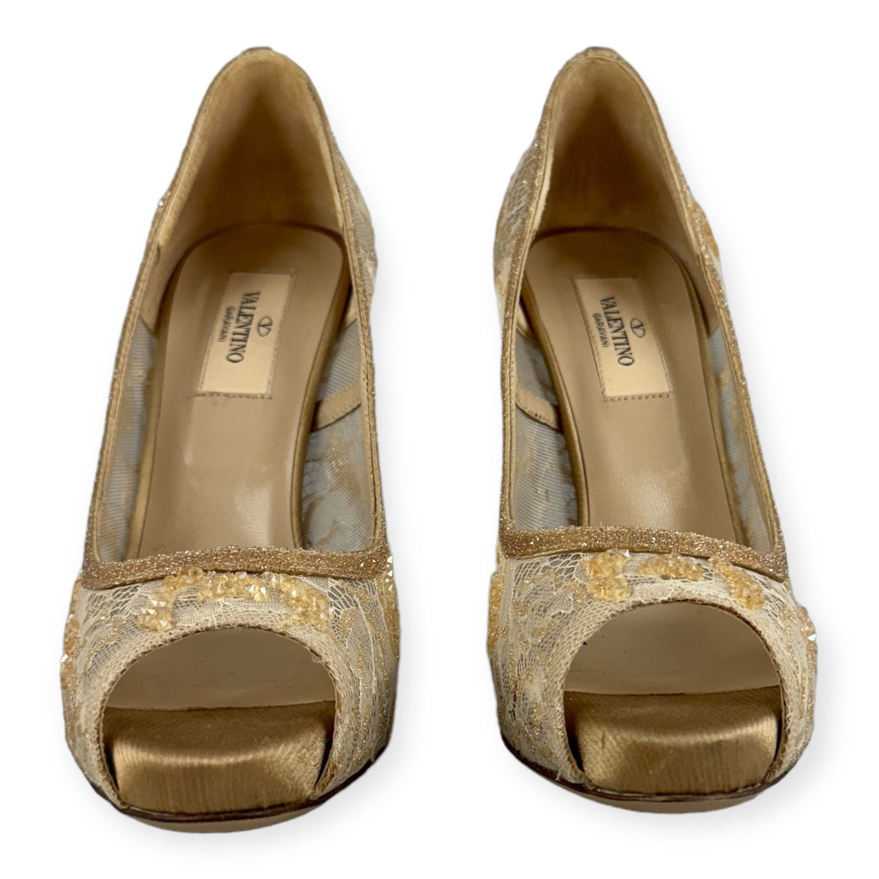 VALENTINO GARAVANI Lace Pumps in Nude | Size 37