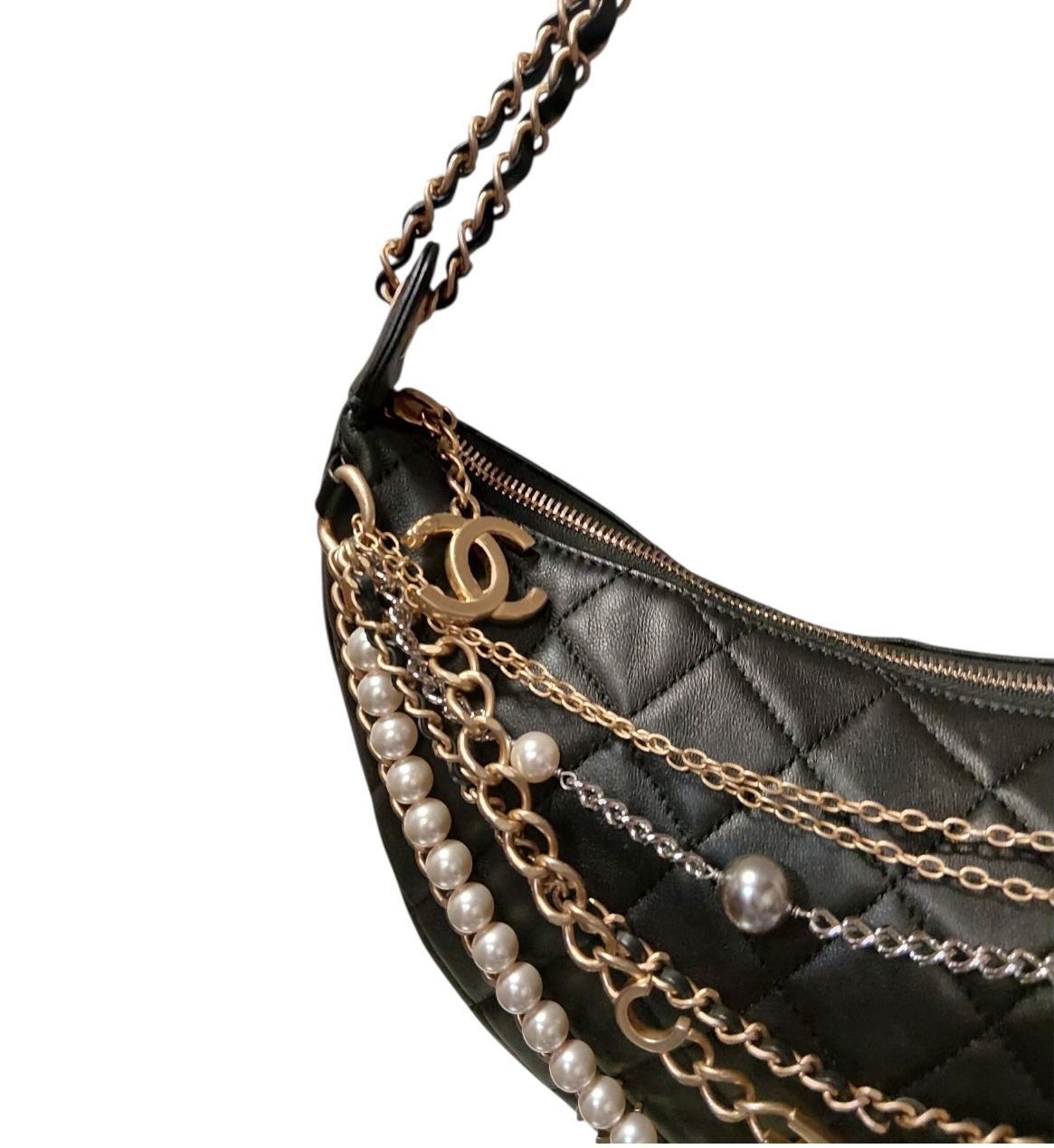 CHANEL Paris-New York All About Chains Hobo in Black