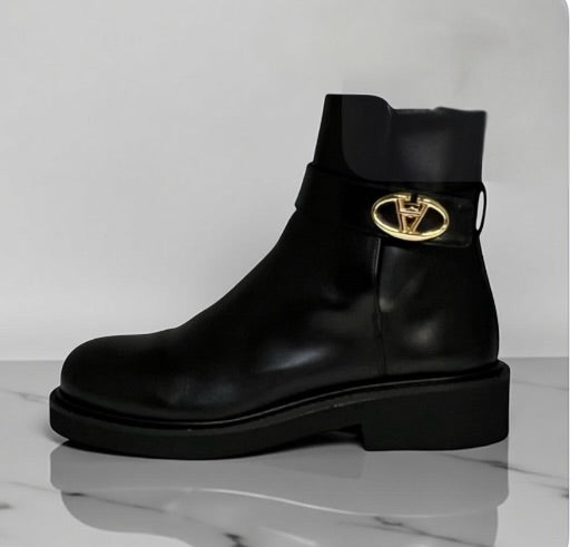 VALENTINO Vlogo Ankle Boots | 36