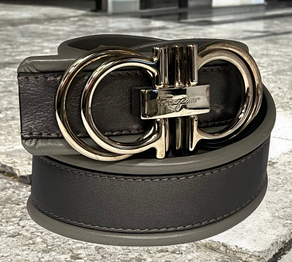 FERRAGAMO Vintage Gancini Belt in Gray & Gunmetal | 100cm  display picture 1