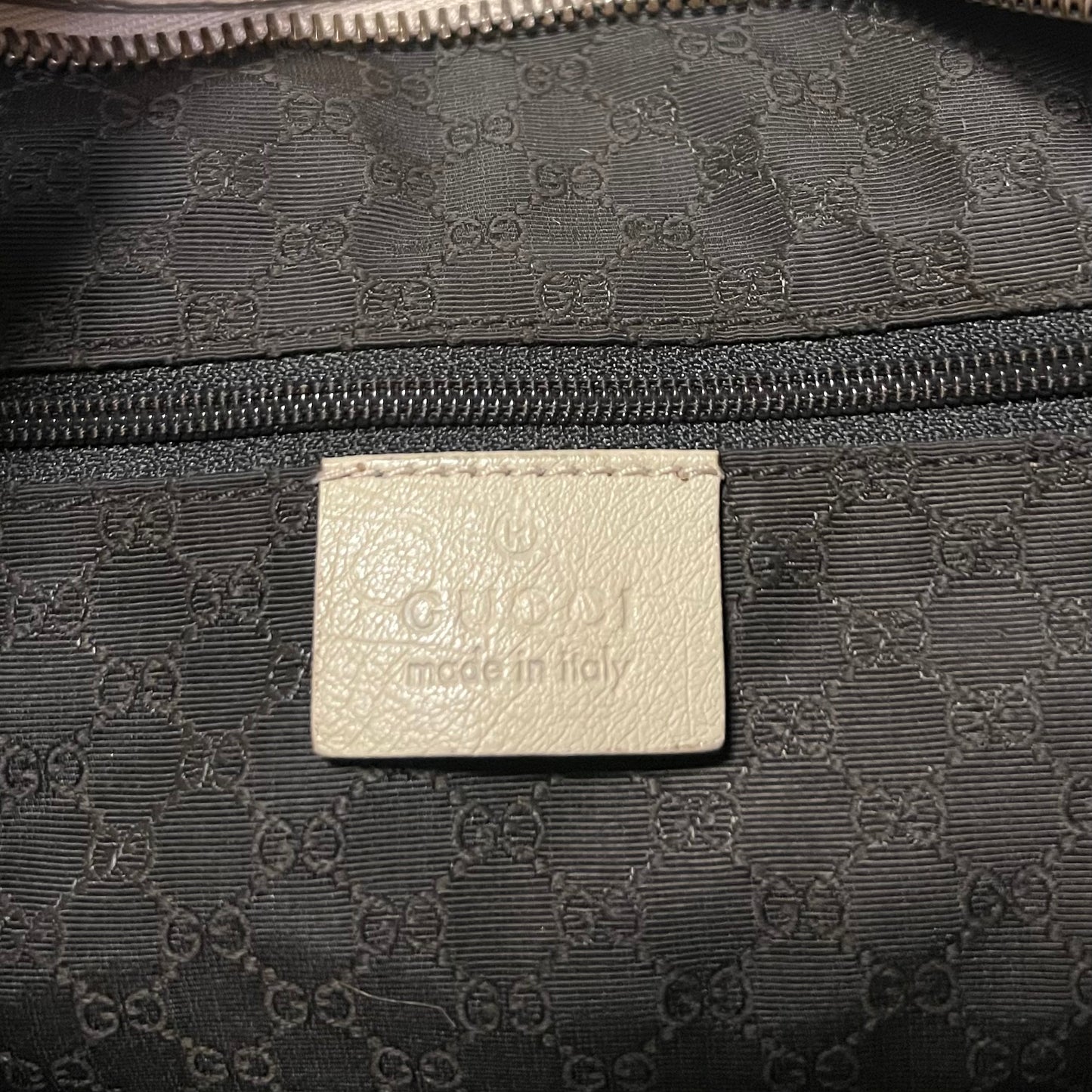 GUCCI Ostrich Dome Top Handle Shoulder Bag in Ivory