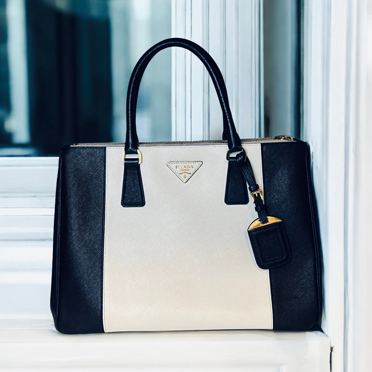 PRADA Large Galleria Saffiano Tote