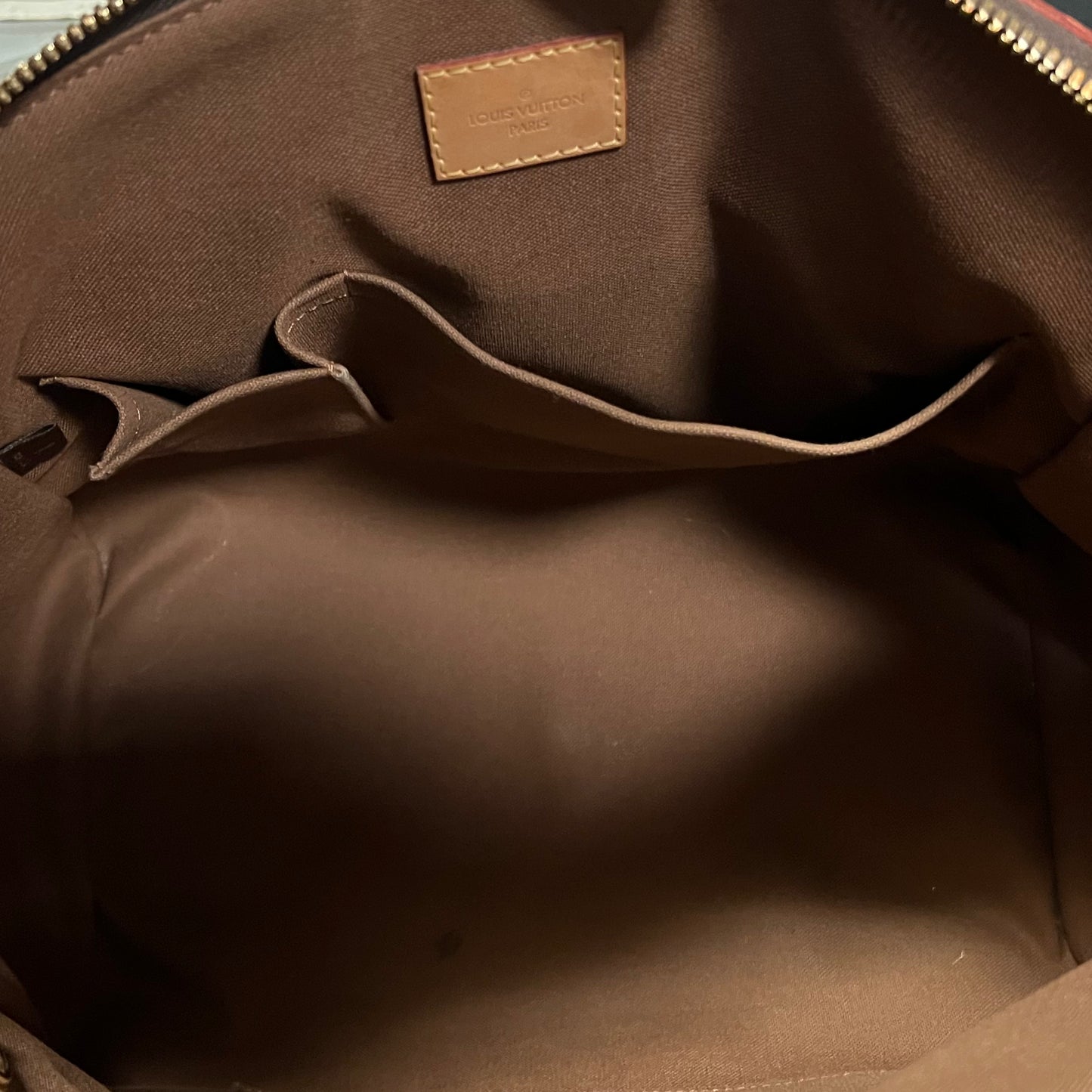LOUIS VUITTON Tivoli GM
