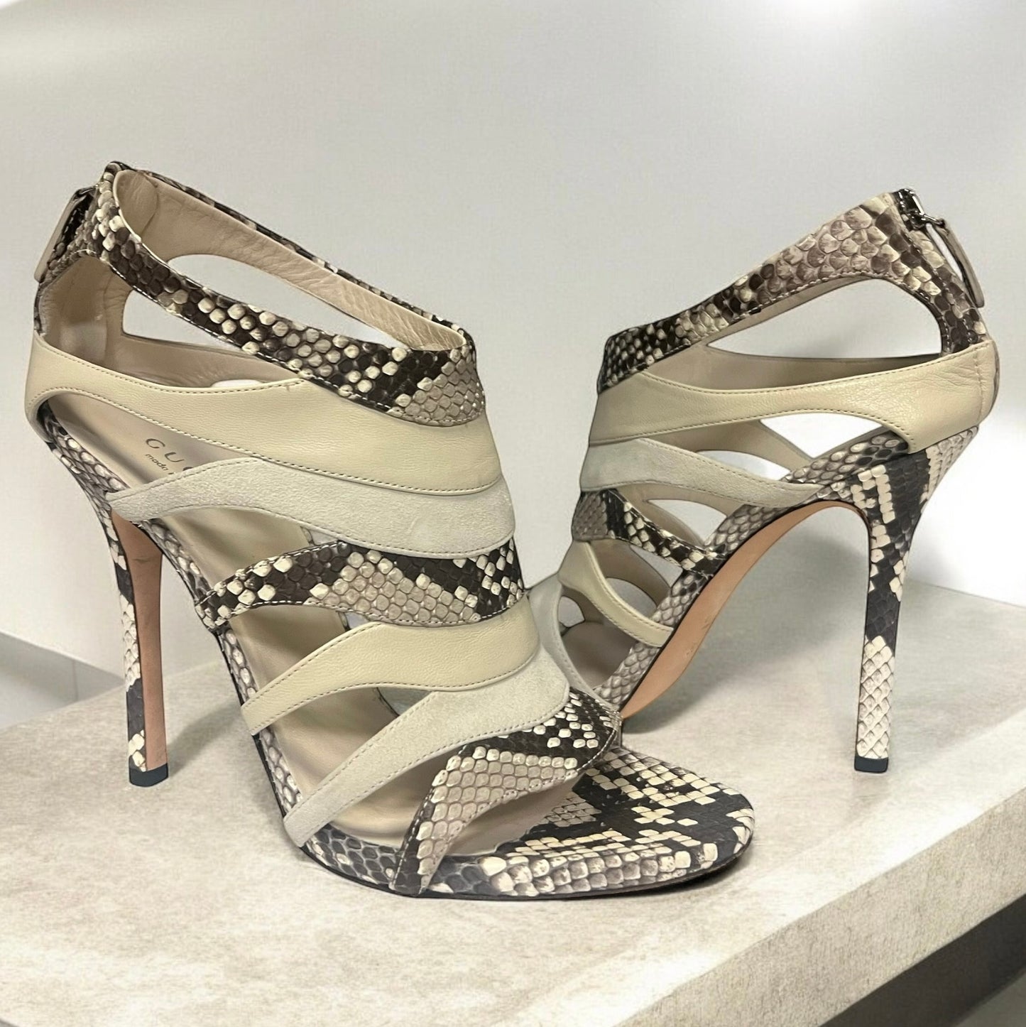 GUCCI Python Sandal | 37.5