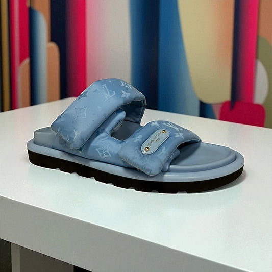 LOUIS VUITTON Pool Cushion Comfort Mule in Blue | 41