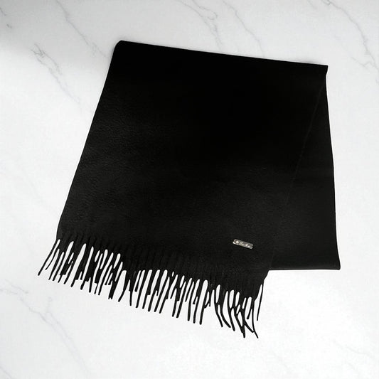 LORO PIANA Cashmere Scarf in Black