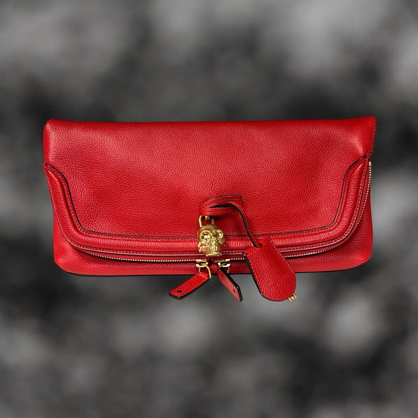 ALEXANDER MCQUEEN Skull Padlock Clutch in Red