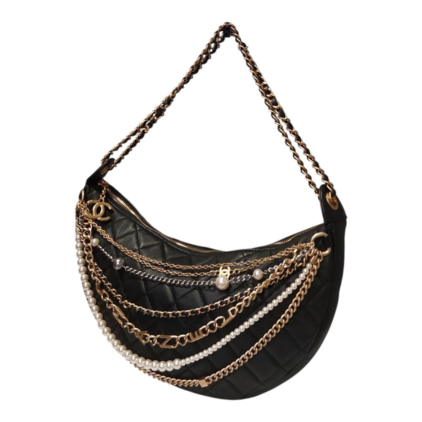 CHANEL Paris-New York All About Chains Hobo in Black