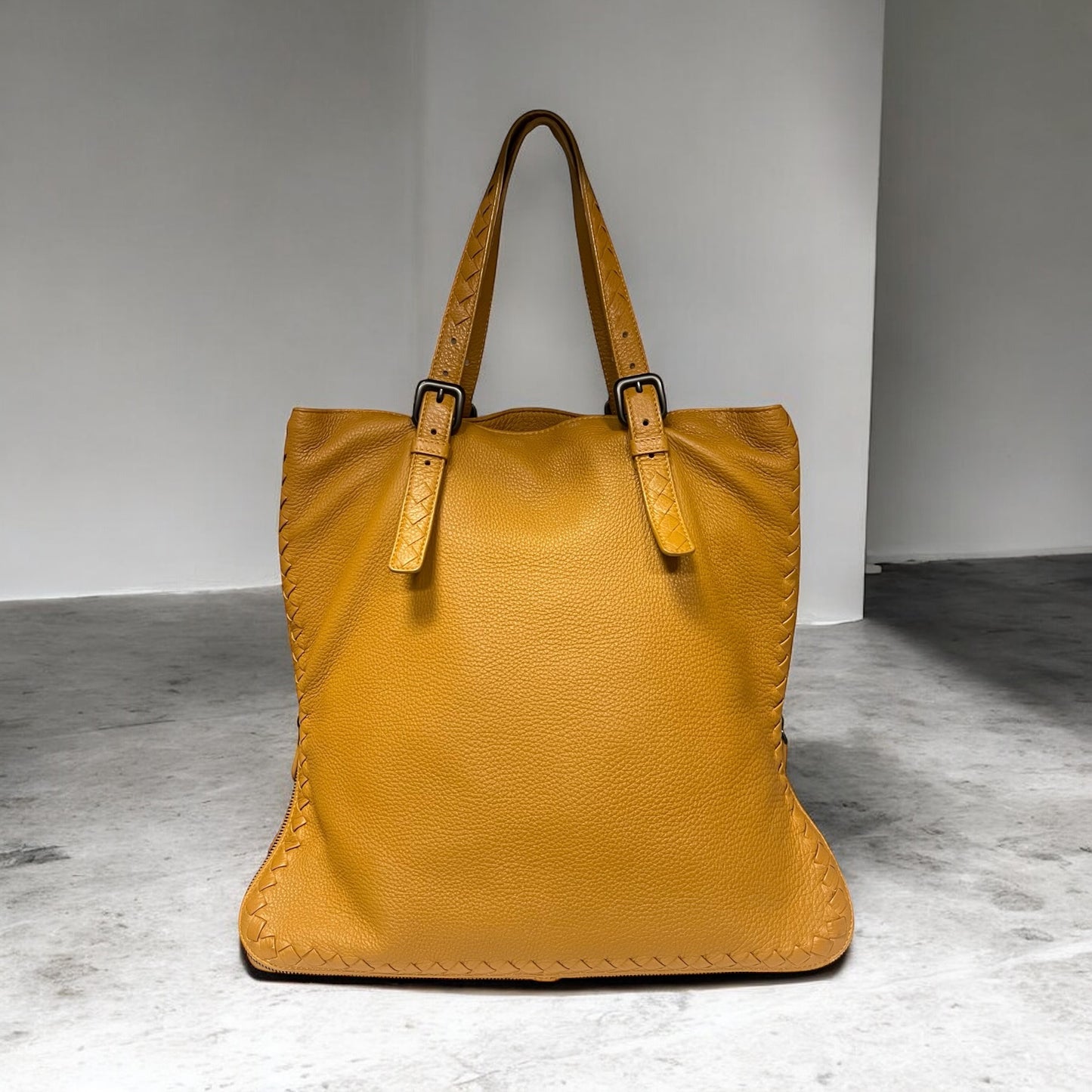 BOTTEGA VENETA Zip Around North South Tote