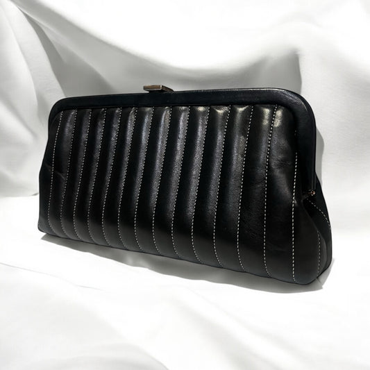 CHANEL Mademoiselle Ligne Clutch