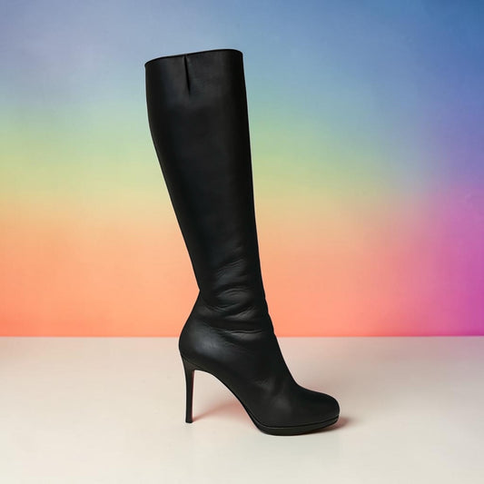 CHRISTIAN LOUBOUTIN Knee Boots in Black |