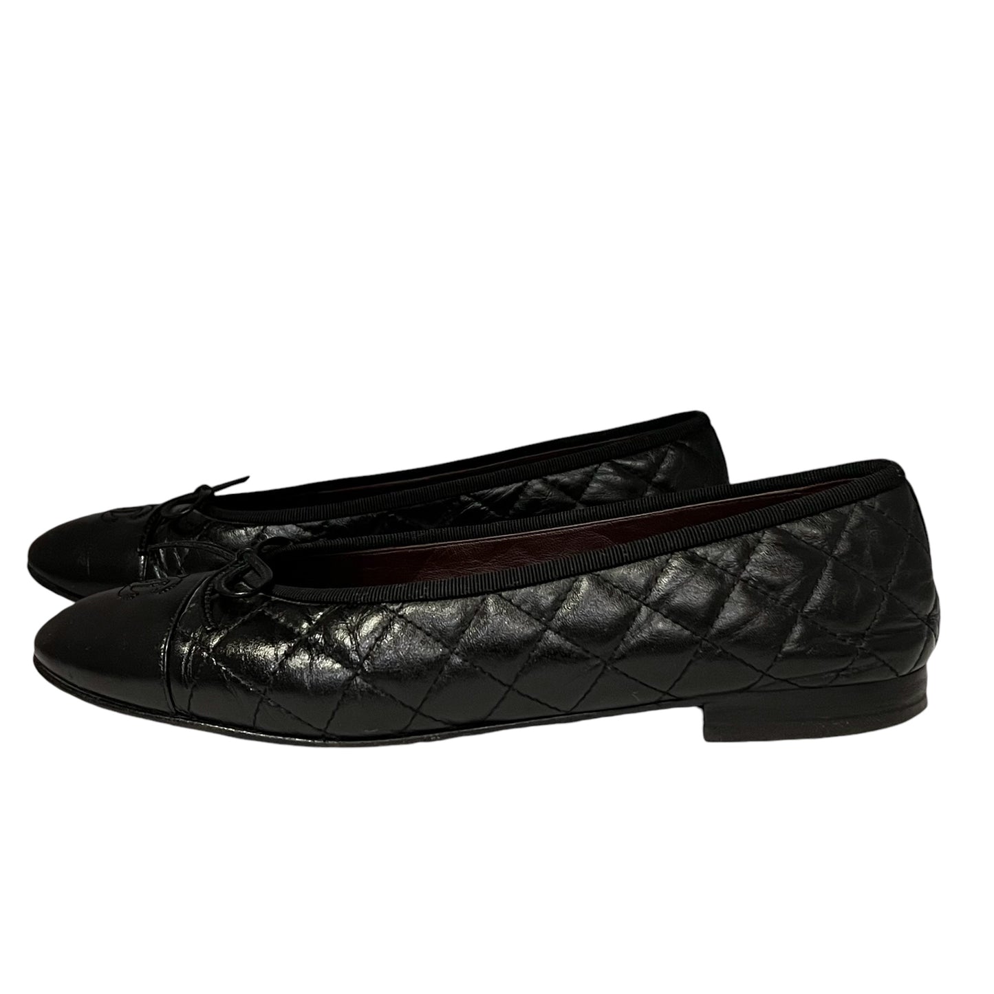 CHANEL Quilted Captoe Ballerinas | 39.5