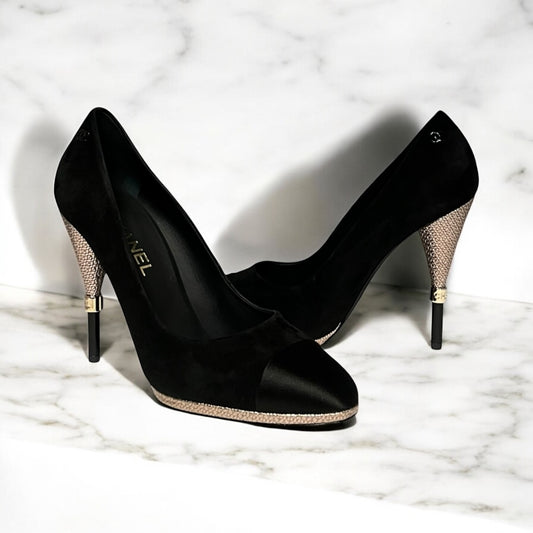 CHANEL Metallic Heel Suede Pumps in Black | 40