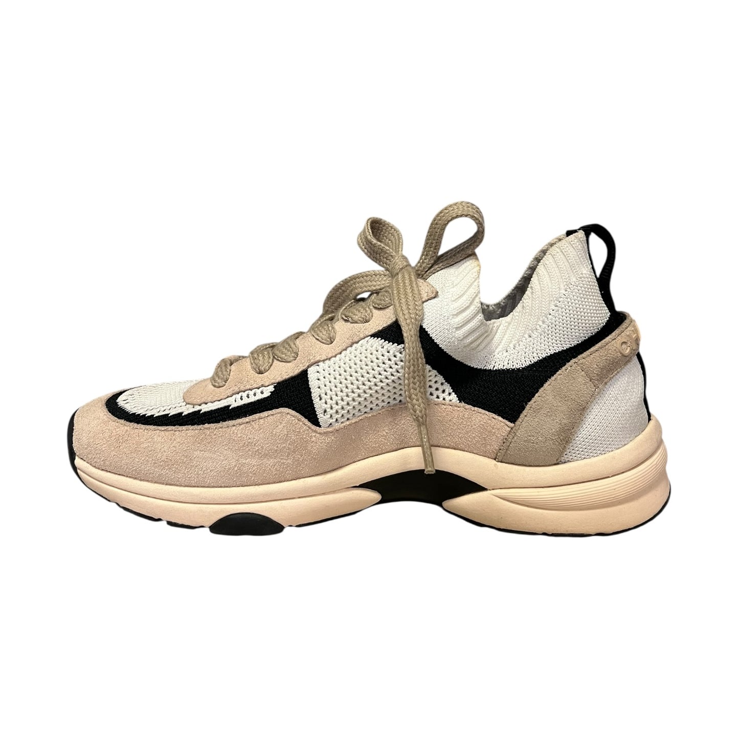 CHANEL CC Suede Sneakers | 39.5