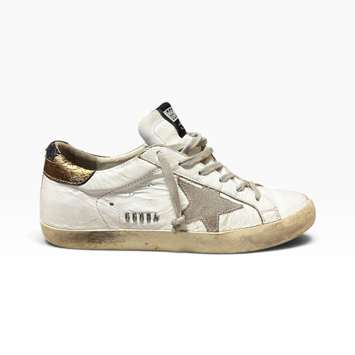GOLDEN GOOSE SuperStar Sneakers in White & Gold | 39