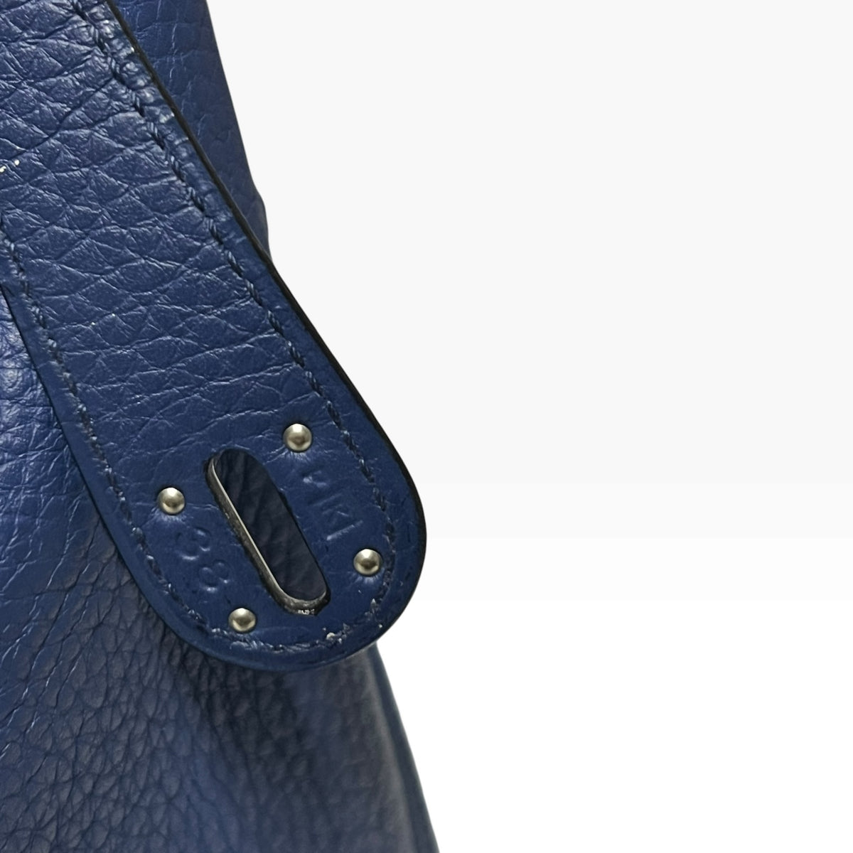 HERMES Lindy 30 in Bleu Electrique